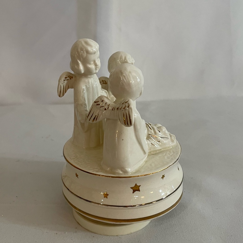 Schmid Christmas Rotating Music Box - Picture 3 of 6